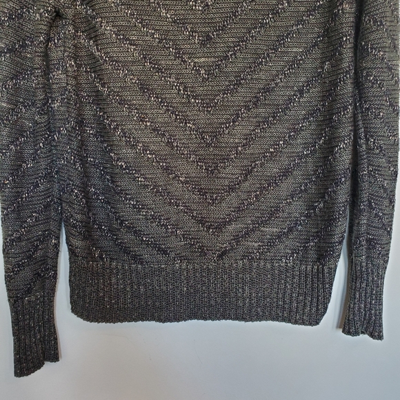 Metallic thread sweater - Picture 3 of 5
